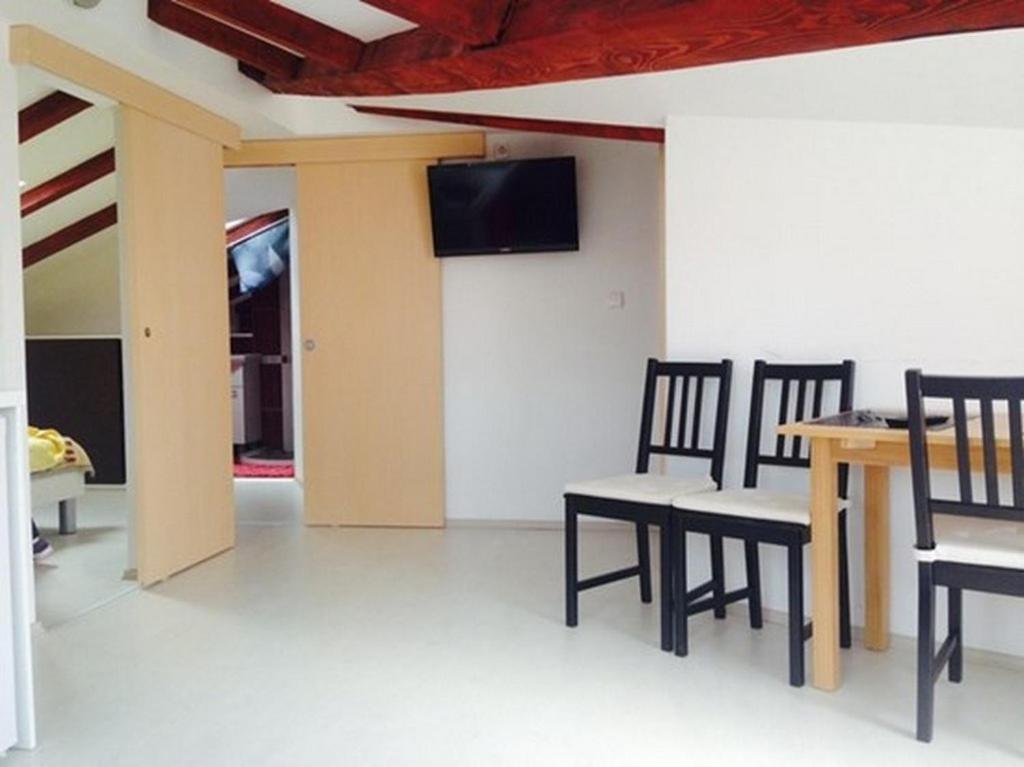 Apartments With A Parking Space Lopar, Rab - 16680 Habitación foto